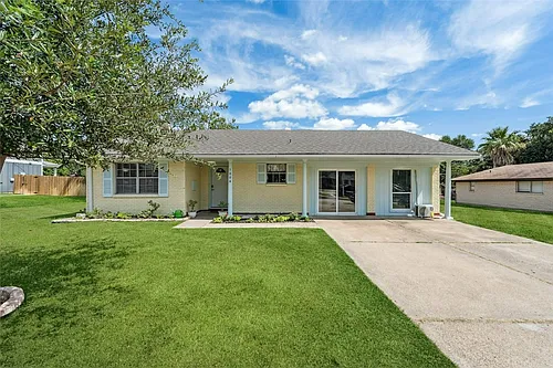 1004 Dominik Dr Photo 1
