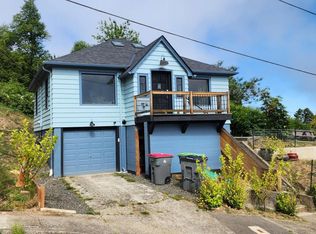339 3rd St, Astoria, OR 97103