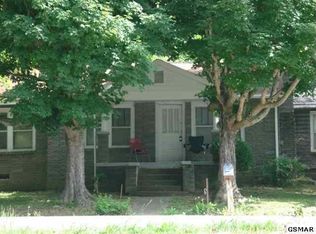 1202 Car Donna Dr, Sevierville, TN 37862