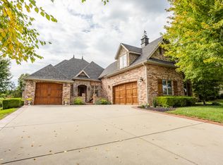 1259 S Rosemoor Dr, Nixa, MO 65714