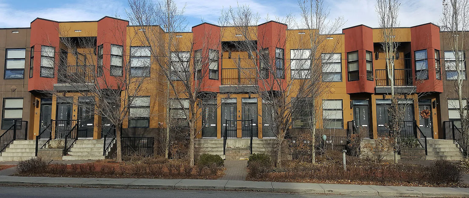 Renaissance on 26th — Photo 3