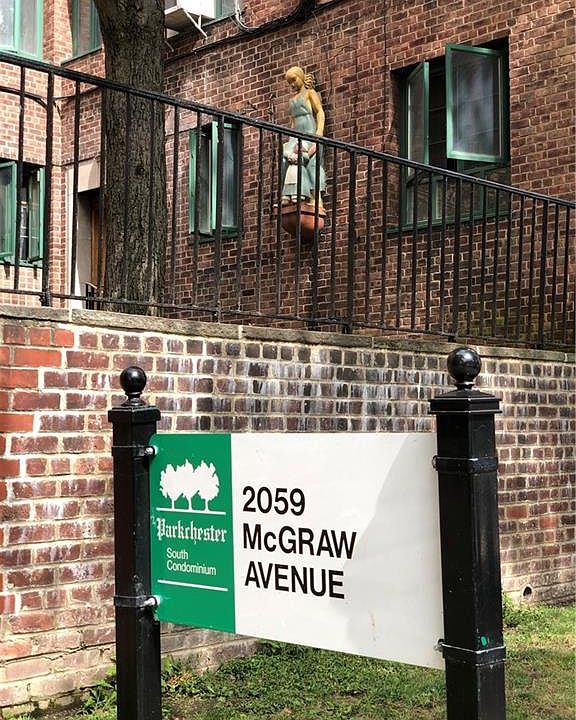 2nd image of 2059 McGraw Ave APT 6E