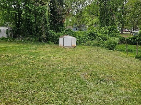 5th image of 5002 Oriole Ave