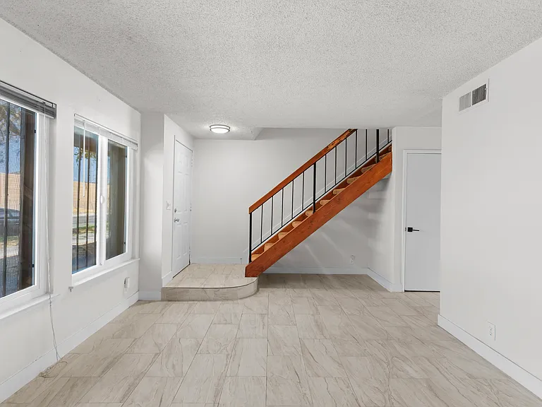 3537 Mercury St #F — Photo 15