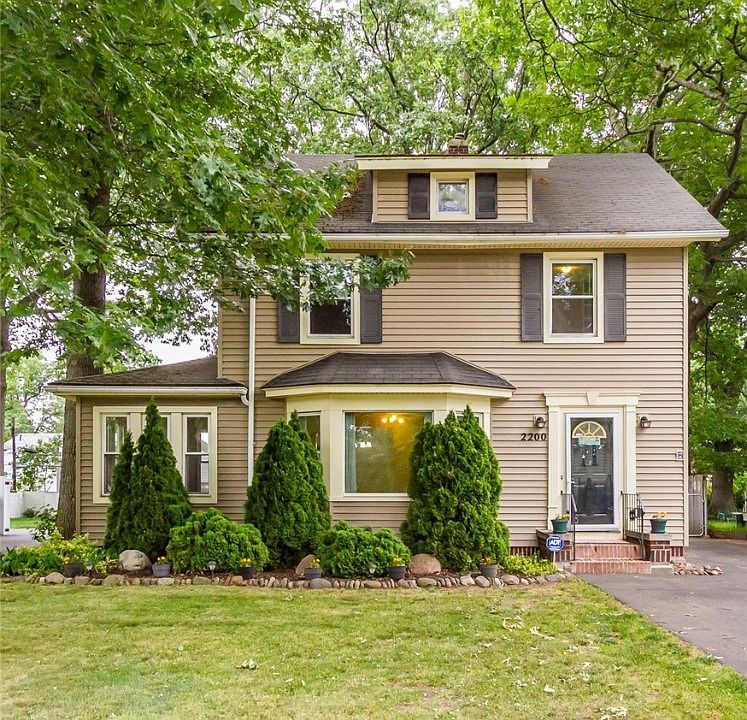 2200 Titus Ave, Rochester, NY 14622 | Zillow