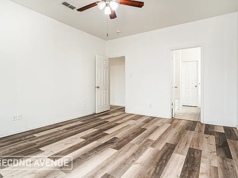 1420 Abby Creek Dr — Photo 12