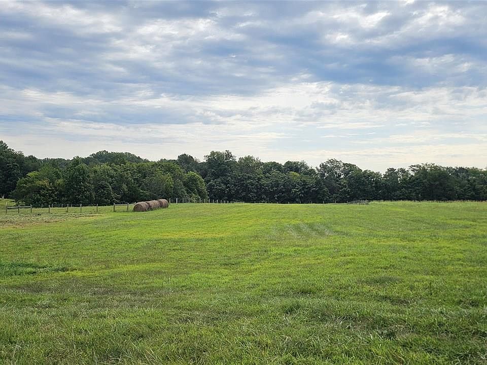 1st image of Powell Cemetery Rd