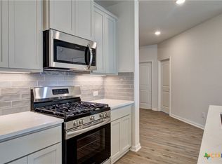 2667 Greenwell Ln, New Braunfels, TX 78130