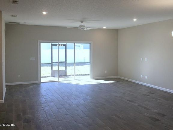 2nd image of 1318 Kendall Dr