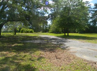 645 W Butternut Rd, Summerville, SC 29483