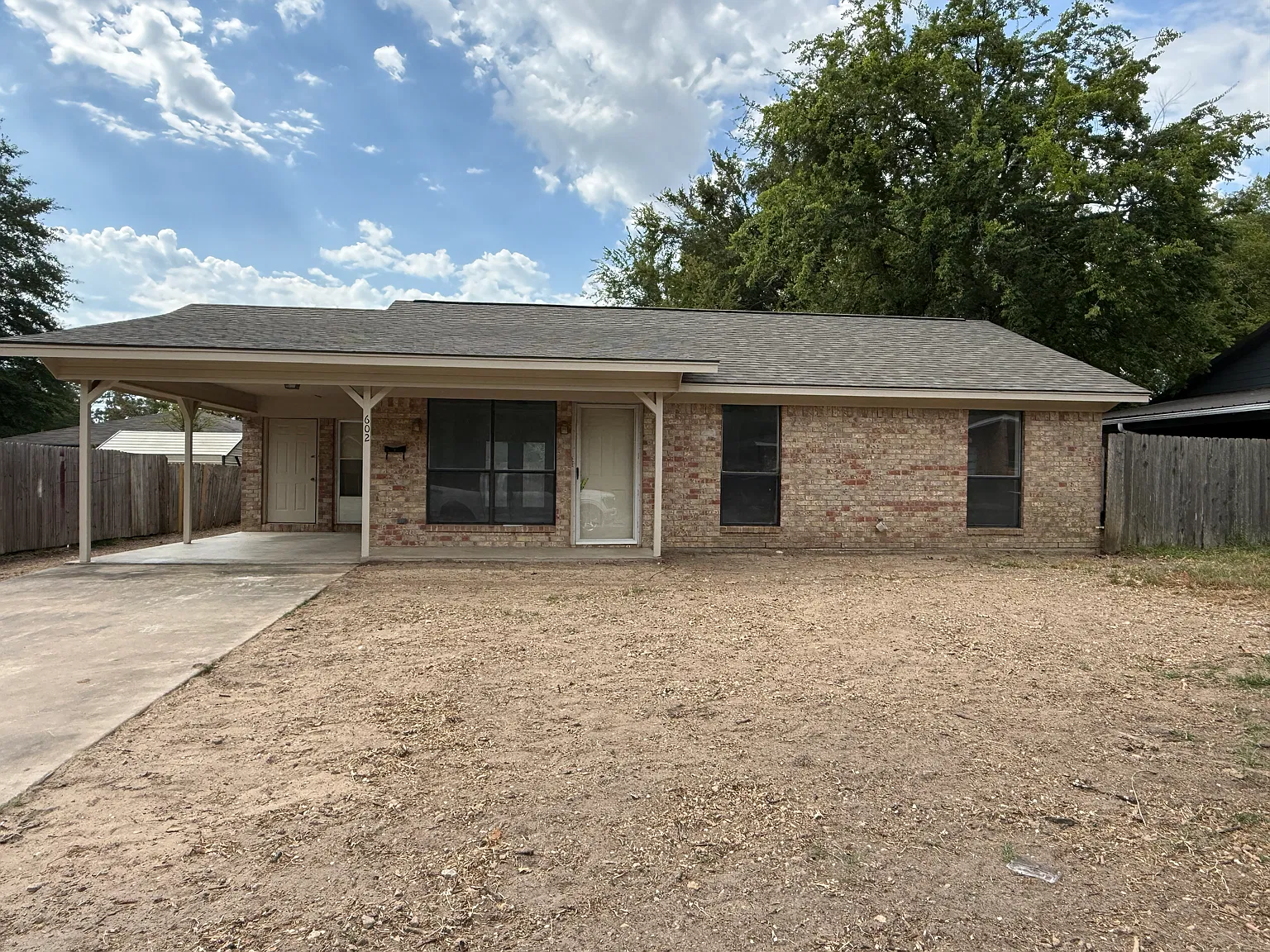3 bed, 1056 sqft, $1,500 — Photo 1