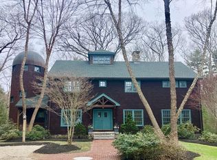 35 Preston Pl, Beverly, MA 01915