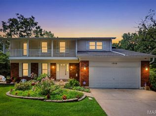 13116 Huntercreek Ridge Rd, Saint Louis, MO 63131