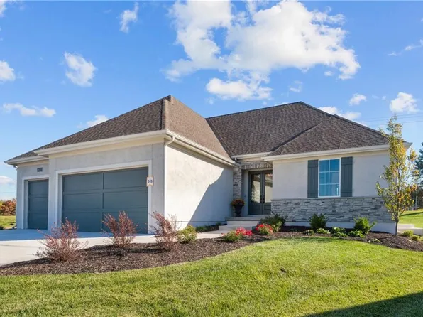 10303 W 151st Ter, Overland Park, KS 66221
