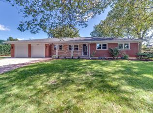 1015 S Highland Ave, Arlington Heights, IL 60005