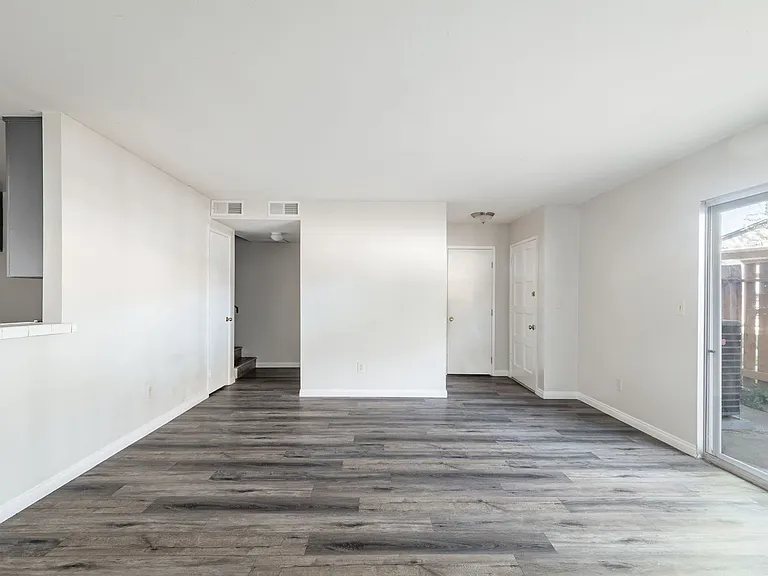 2300 S Hacienda Blvd #G4 — Photo 3