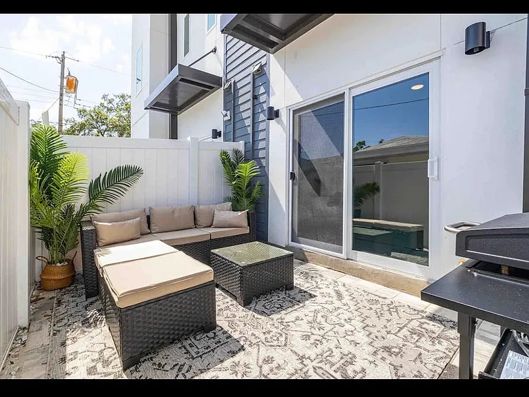 4311 W Fig St #2 — Photo 20