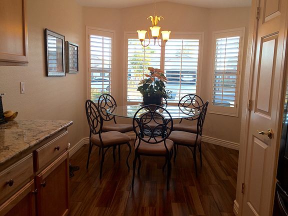 4th image of 3610 E Gleneagle Pl