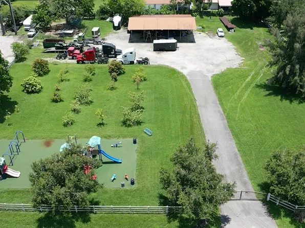 15730 SW 56th Street, Southwest Ranches, FL 33331