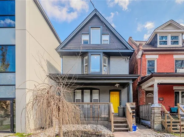 74 Cathcart St, Hamilton, ON L8R 1M5