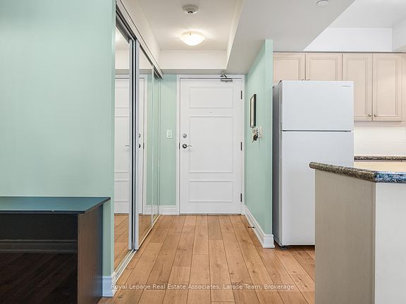 4th image of 3 Marine Parade Dr #2101
