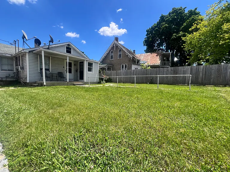 32 N East St #1 — Photo 16