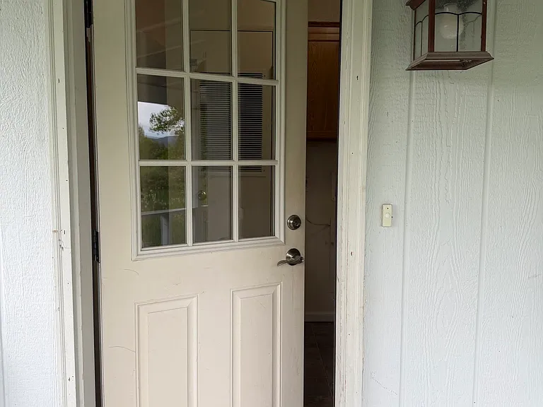 675 Auction Rd — Photo 29