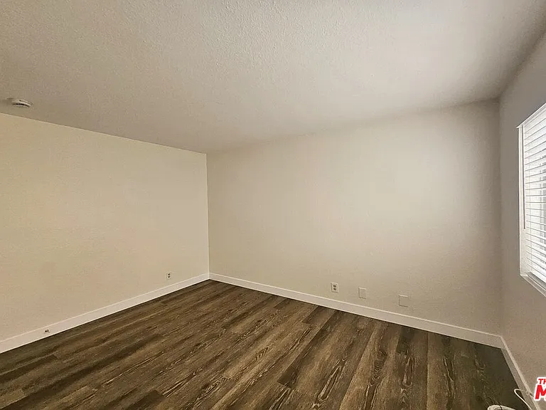 7556 Thousand Oaks Dr — Photo 14