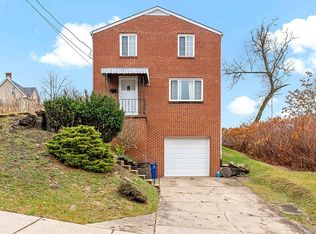 1615 Alverado Ave, Pittsburgh, PA 15216