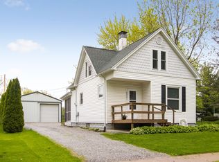 230 N George St, North Liberty, IA