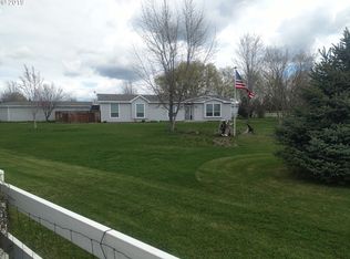 31300 Megan Ln, Hermiston, OR 97838