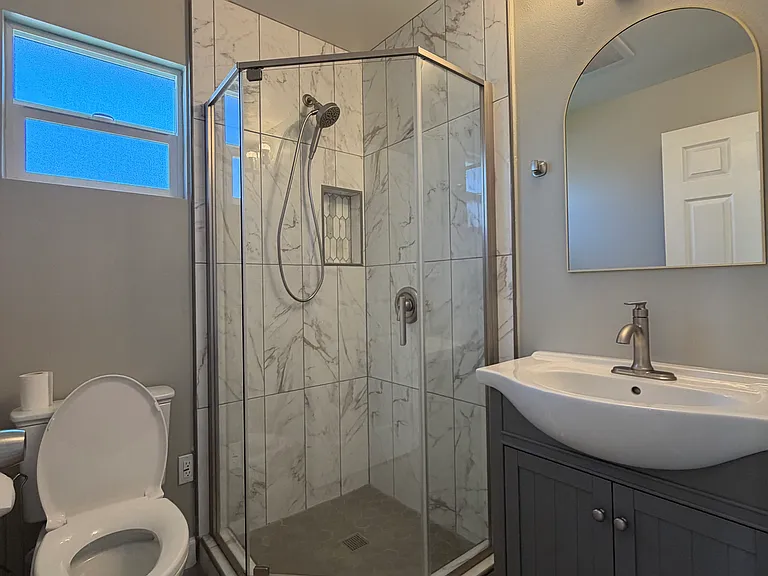 841 S Canoga St #B — Photo 8
