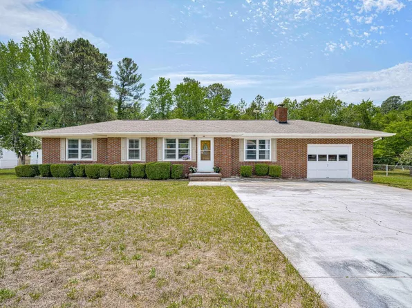 121 Northwest Dr, Aiken, SC 29801
