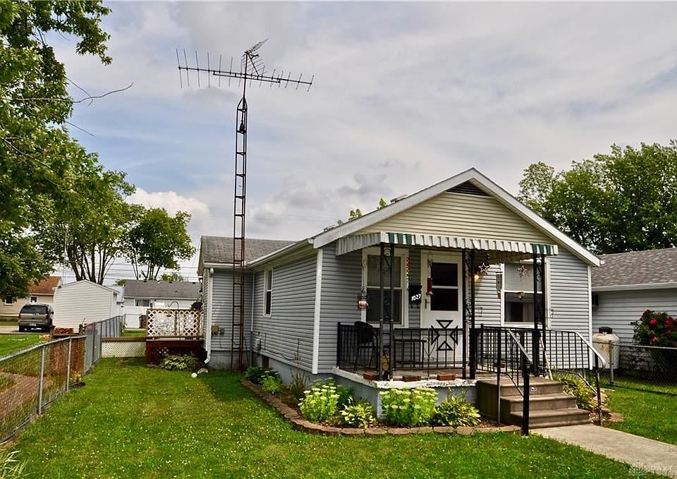 1st image of 1027 Gray Ave