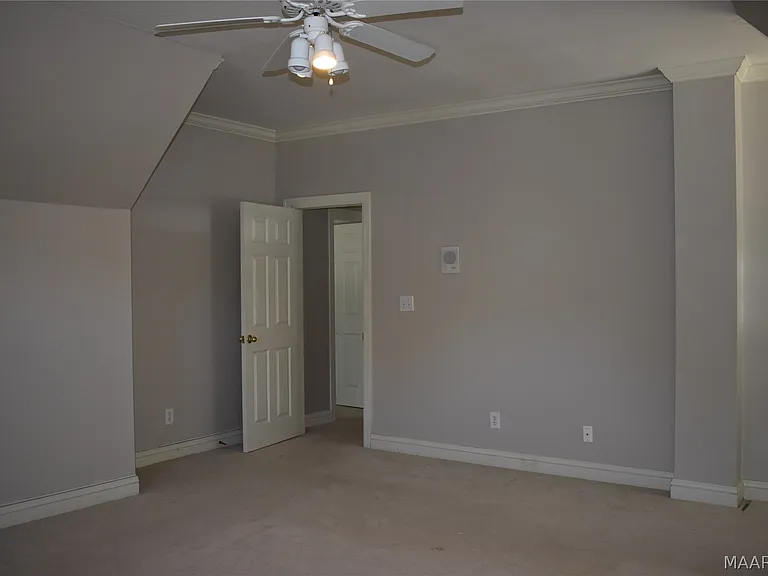 8212 Glynnwood Dr — Photo 24