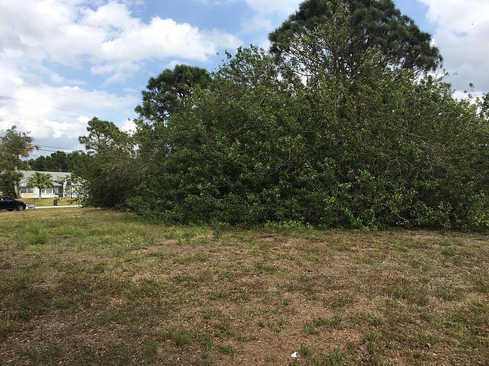 2nd image of 2826 SE Eagle Dr