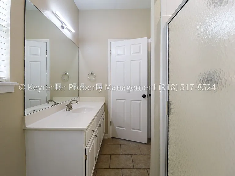 806 W 118th St S — Photo 36