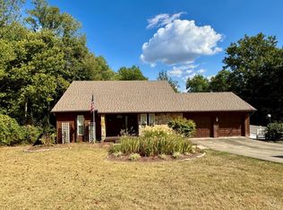 676 Pontius Rd, Cincinnati, OH 45233