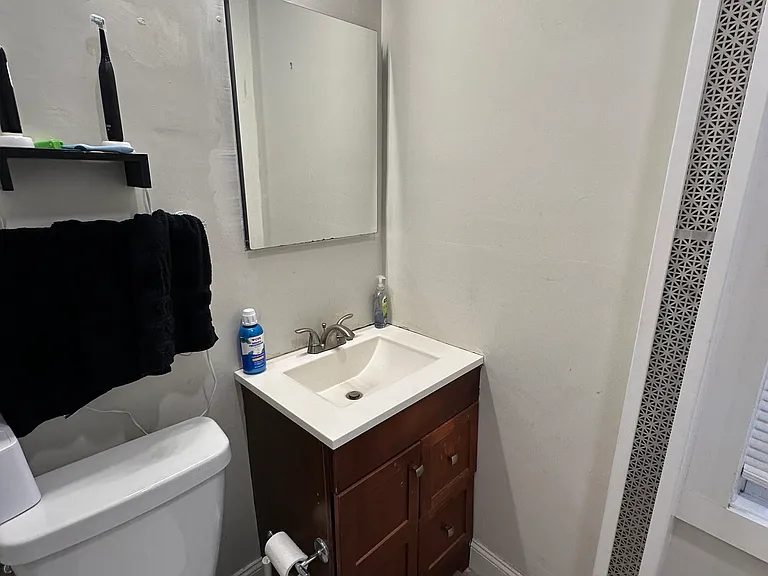 51 College Ave #1 — Photo 31