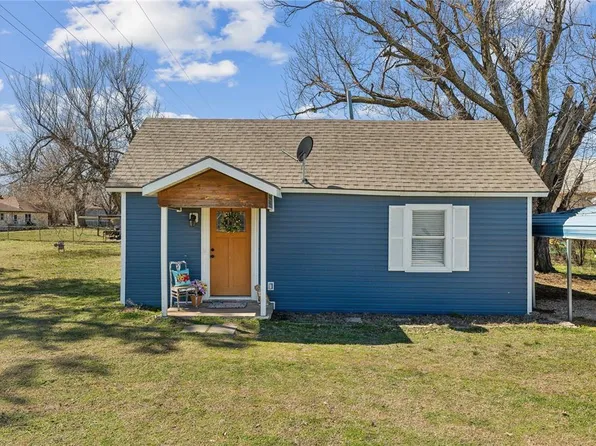 103 SW 5th St, Tuttle, OK 73089