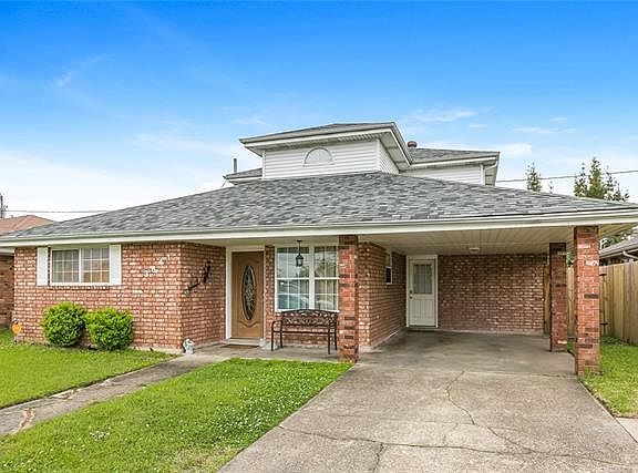 3rd image of 3641 Charles Dr