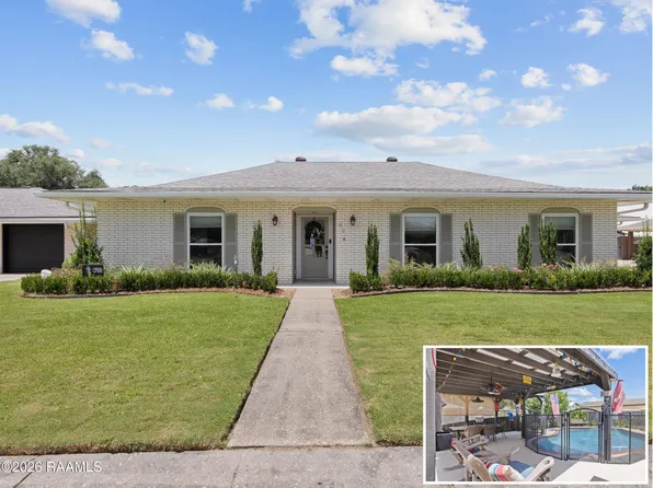 104 Oakwood Dr, Franklin, LA 70538