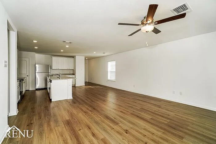 129 Scarborough Bnd — Photo 7