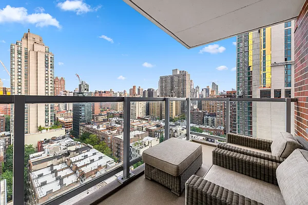 363 East 76th Street #21G in Lenox Hill, Manhattan | StreetEasy