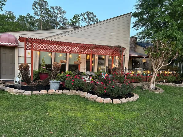 728 Hogan Dr, Conroe, TX 77302