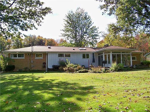 2nd image of 4154 Venice Dr