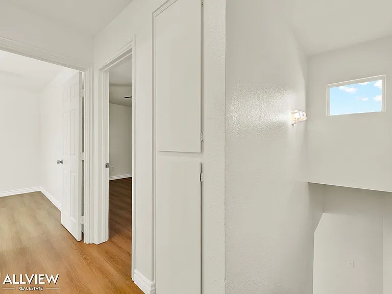 980 E Mission Ave — Photo 13