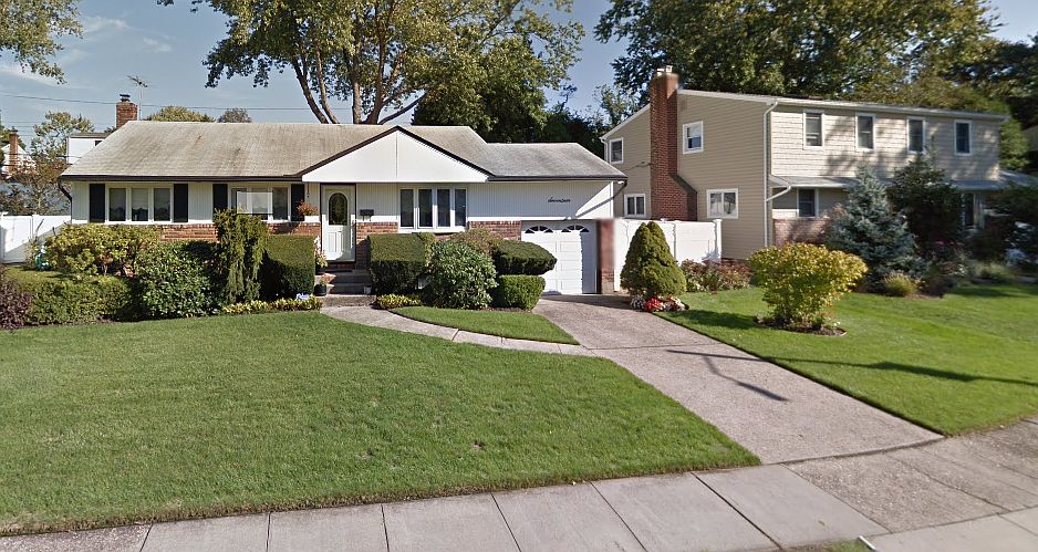 1st image of 17 Edison Dr