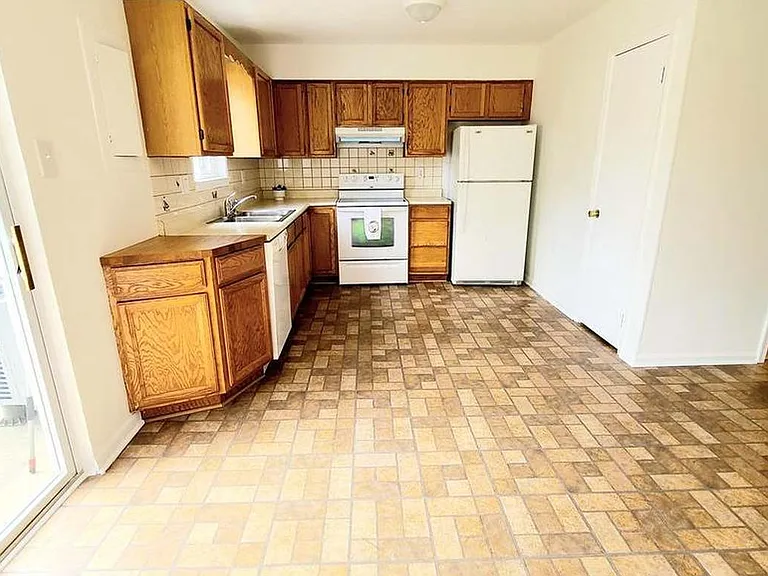 4533 Appledale Ct — Photo 2