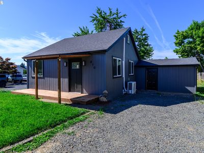 810 Johnson Ave, Cottage Grove, OR, 97424
